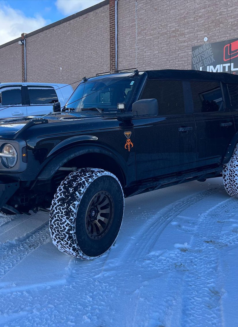 badlands bronco with tinted windows